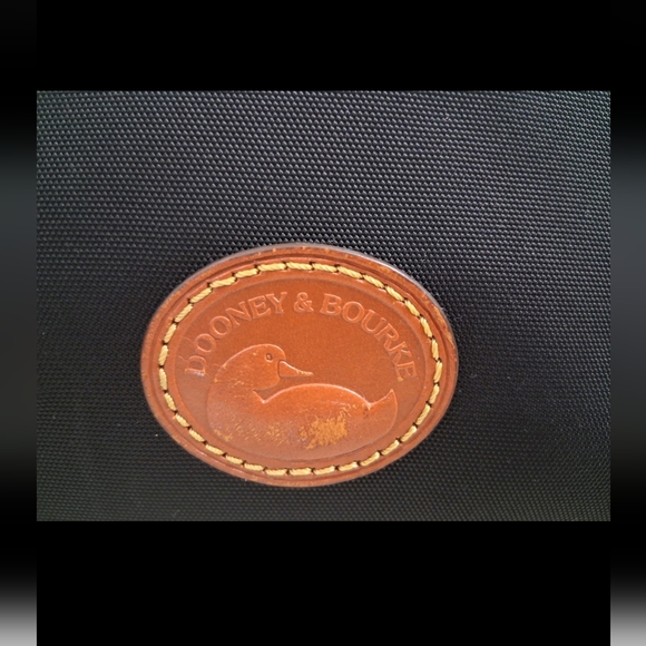 Dooney & Bourke Black Nylon Tan Straps Double Zip Crossbody Bag W Free Pouch - Picture 6 of 12